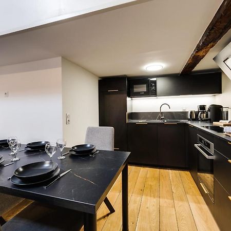 Le Septqatre - Grand Triplex Au Coeur De La Vieille Ville Annecy Ngoại thất bức ảnh