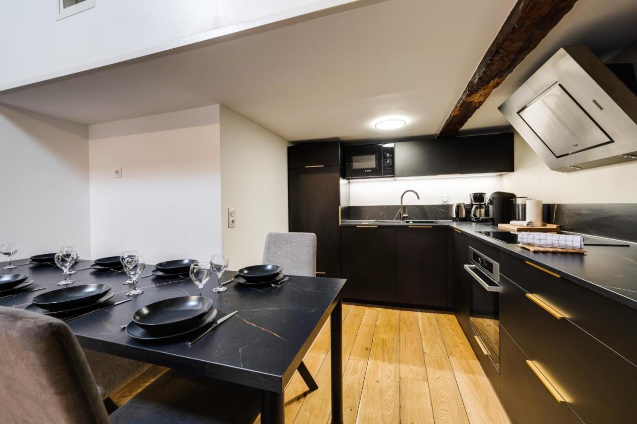Le Septqatre - Grand Triplex Au Coeur De La Vieille Ville Annecy Ngoại thất bức ảnh