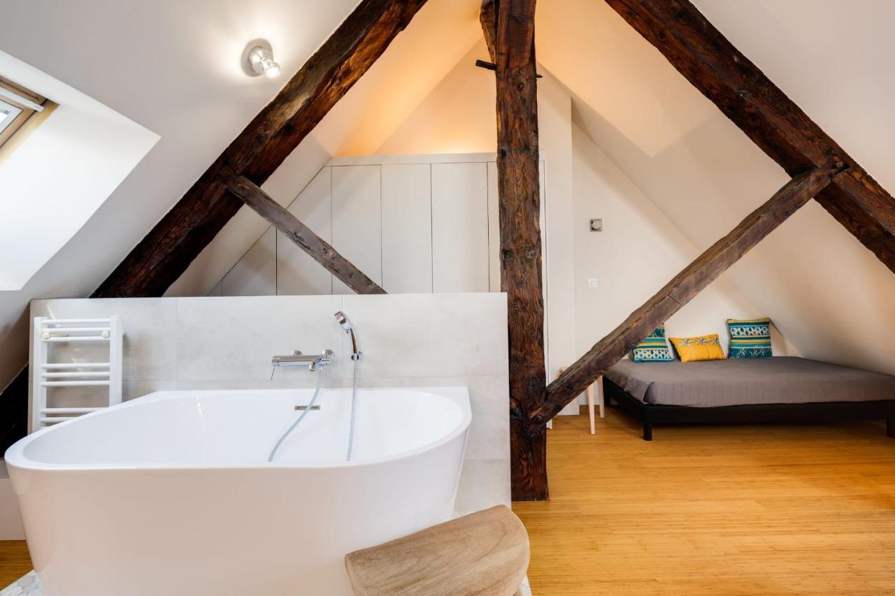 Le Septqatre - Grand Triplex Au Coeur De La Vieille Ville Annecy Ngoại thất bức ảnh